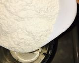A picture of step 2 of Banana crepes.