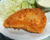 รูปขั้นตอนการทำที่ 5 ของ Salmon Katsu & Tartar Sauce (แซลมอนชุบเกล็ดขนมปังทอด)