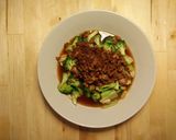 A picture of step 2 of Sir's Broccoli Oyster Mince Pork.