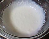 A picture of step 4 of Honey Yogurt Mousse.