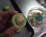A picture of step 20 of Matcha Green Tea Macarons.