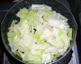A picture of step 3 of Easy 10-Minute Cabbage Miso Soup.