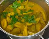Gambar langkah 3 resipi Pisang Masak Lemak Cili Api.