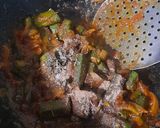 A picture of step 9 of Bhindi Do Pyaza.