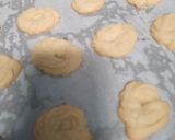 Foto langkah ke 4 dari resep Butter cookies.