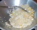 Foto langkah ke 2 dari resep Nasi Goreng Ayam Simpel.