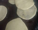 A picture of step 8 of Peas kachori.