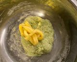 Foto langkah ke 3 dari resep Donat Pandan.