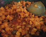 Foto langkah ke 4 dari resep Sambal Goreng Kentang Jantung Ayam.