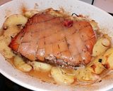 Fokhagymás bőrös malacsült recept fázis 4 fotója