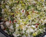 Foto del paso 1 de la receta: Pollo con salsa de puerros