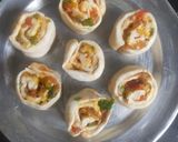 பீட்சா ரோல் (Pizza roll recipe in tamil) ரெசிபி ஸ்டேப் 8 புகைப்படம்
