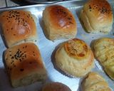 Foto langkah ke 9 dari resep Roti sobek.
