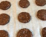 Foto del paso 4 de la receta: Galletitas de lentejas con sabor a naranja y chocolate