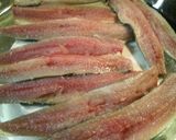 A picture of step 7 of Deep-Fried Sardine and Peanut Butter Rolls.