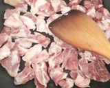Foto del paso 2 de la receta: Wok de Brócoli y Cerdo con Salsa de Soja y Kimchi