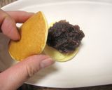 A picture of step 4 of Easy and Impressive Rice Flour Dorayaki.