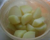 A picture of step 2 of Sakura-Colored Buttered Potatoes.