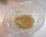 A picture of step 1 of Pan-fried Chicken with Consommé Breadcrumbs.