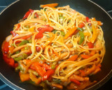 Foto del paso 5 de la receta: Tallarines con lomo y verduras estilo spanishchine