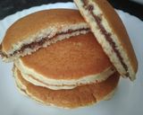 A picture of step 10 of Dora Cake. Doriyaki.