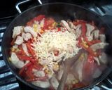 A picture of step 5 of Turkey with pointed peppers, creme fraiche and pasta..