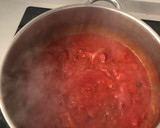 Foto del paso 2 de la receta: Pescado en tomate con pimientos rojos