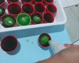 Foto langkah ke 4 dari resep #805. Khanom Leum Kleun Pandan (khas Thailand).