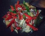 Foto langkah ke 3 dari resep Tumis Iwak Pe.