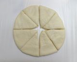 A picture of step 5 of Old Fashioned Bread Rolls.