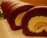 A picture of step 8 of Coffee & Banana Roll Cake.