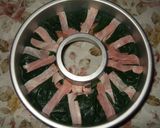 A picture of step 5 of Christmas Wreath Meatloaf.