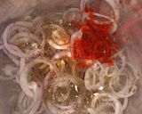 ઓનીયન લચ્છા સલાડ (Onion lachha salad Recipe in Gujarati) રેસીપી સ્ટેપ3ફોટો
