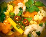 Hình bước làm 6 của món Canh Chua Gà Rau Củ Malaysia