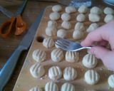 A picture of step 7 of Butter cookies.