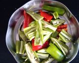 રાઈવાળા મરચા(Raita marcha recipe in Gujarati) રેસીપી સ્ટેપ1ફોટો