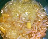 Foto langkah ke 4 dari resep Soto Ayam khas Klaten.