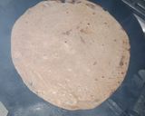 A picture of step 2 of Meetha paratha.