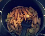 A picture of step 4 of Wurstgulasch.