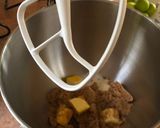 A picture of step 2 of Honey Cookies 😋.