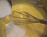 A picture of step 4 of Easy! Christmas Tree Cupcakes.