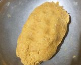 A picture of step 4 of Chakri phool.