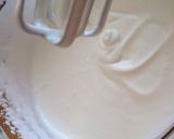 A picture of step 6 of Condensed Milk Strawberry Mousse.