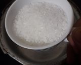 A picture of step 1 of Vanilla flavoured sugar floss.