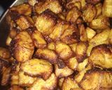 A picture of step 1 of Plantain and liver sauce sandwich.