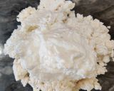 A picture of step 1 of Cottage Cheese Salad.