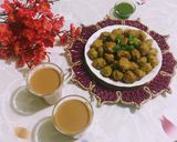 A picture of step 4 of Urad Dal Vada.