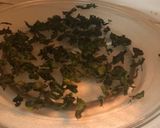 A picture of step 1 of Dry podina.