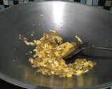 Foto langkah ke 2 dari resep Bihun goreng pedas manis.