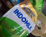 Foto langkah ke 2 dari resep Matcha Cheesecuit.